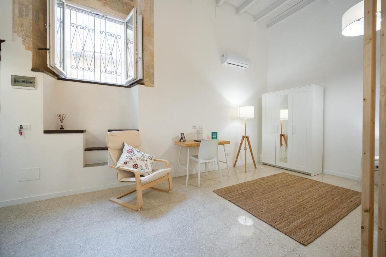 דירות סירקוזה Cortile Santa Teresa מראה חיצוני תמונה