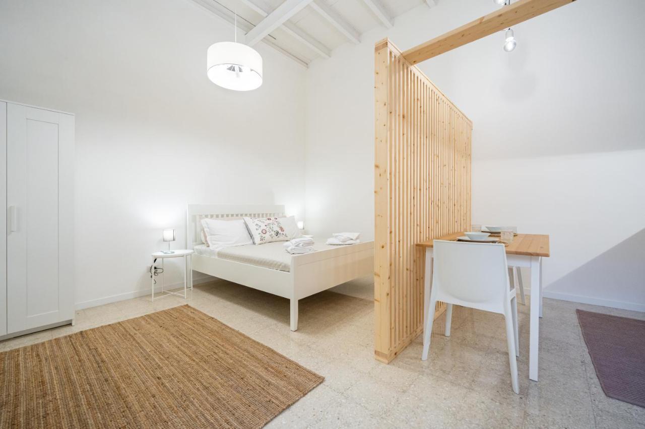 דירות סירקוזה Cortile Santa Teresa מראה חיצוני תמונה